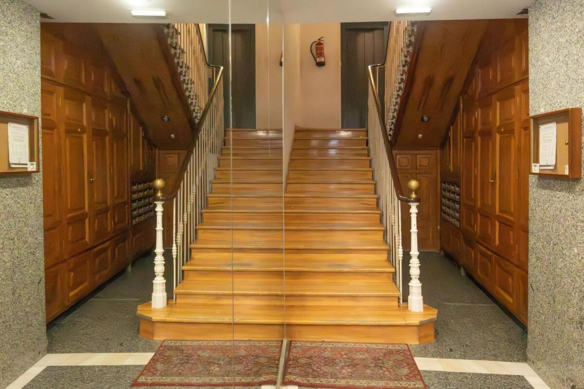Apartamento And Bright Temporal Penthouse Center Myr137c